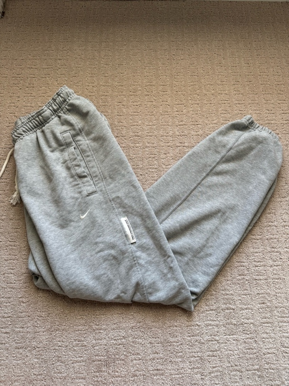 (Sold) Nike standard issue sweatpants